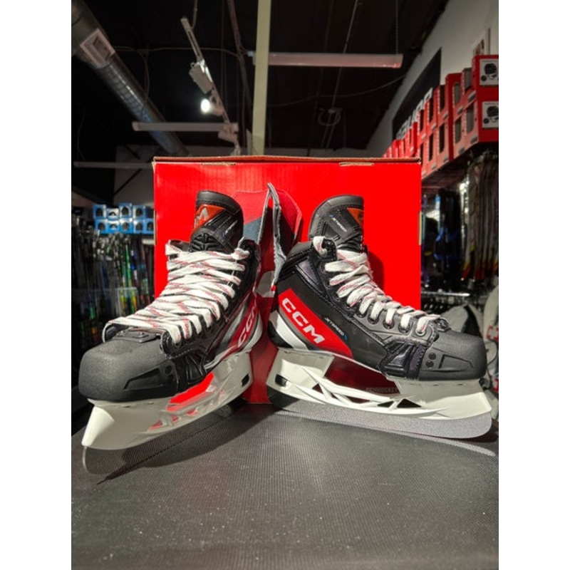 CCM JetSpeed Control (SMU) Hockey Skates Regular Width 7 (New)