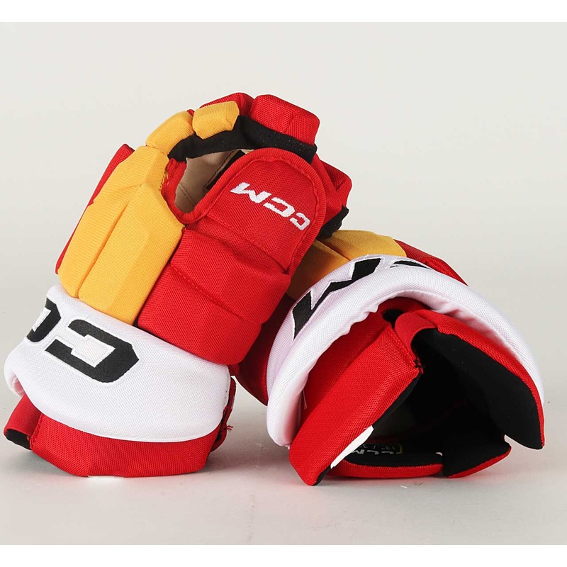 13″ CCM HGTKPP Gloves – Team Stock Calgary Flames