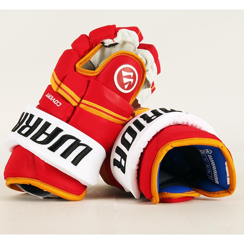 15″ Warrior Covert QRE Pro Gloves – Team Stock Calgary Flames #3