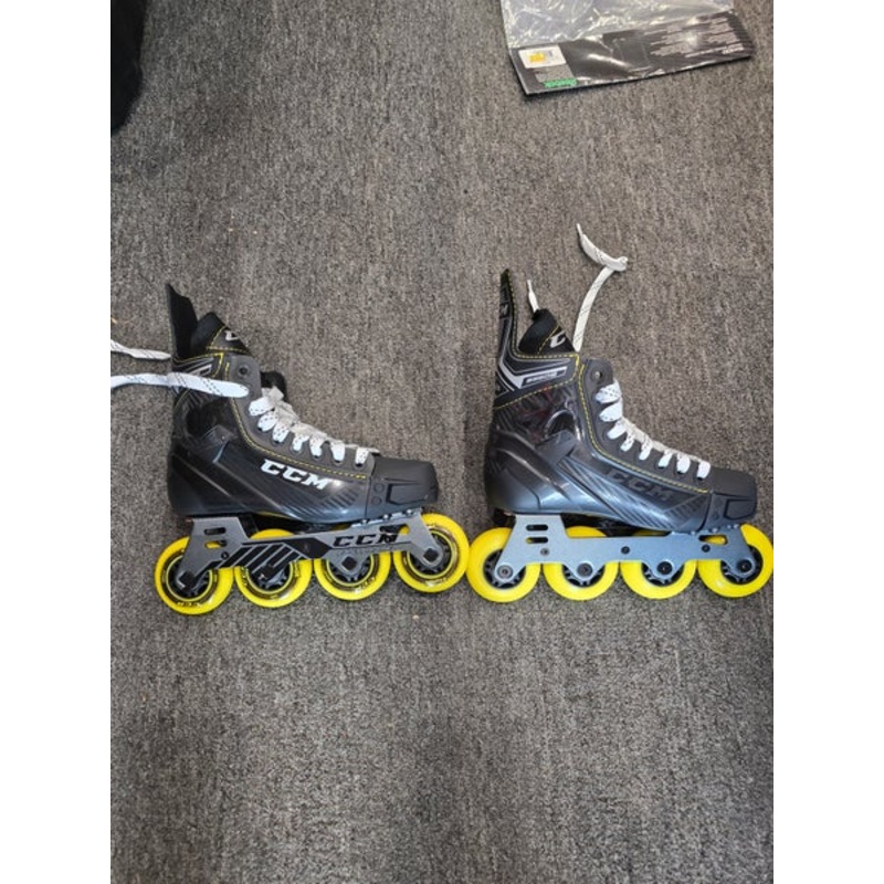 CCM Super Tacks 9350 Inline Skates Regular Width Size 3 (New)