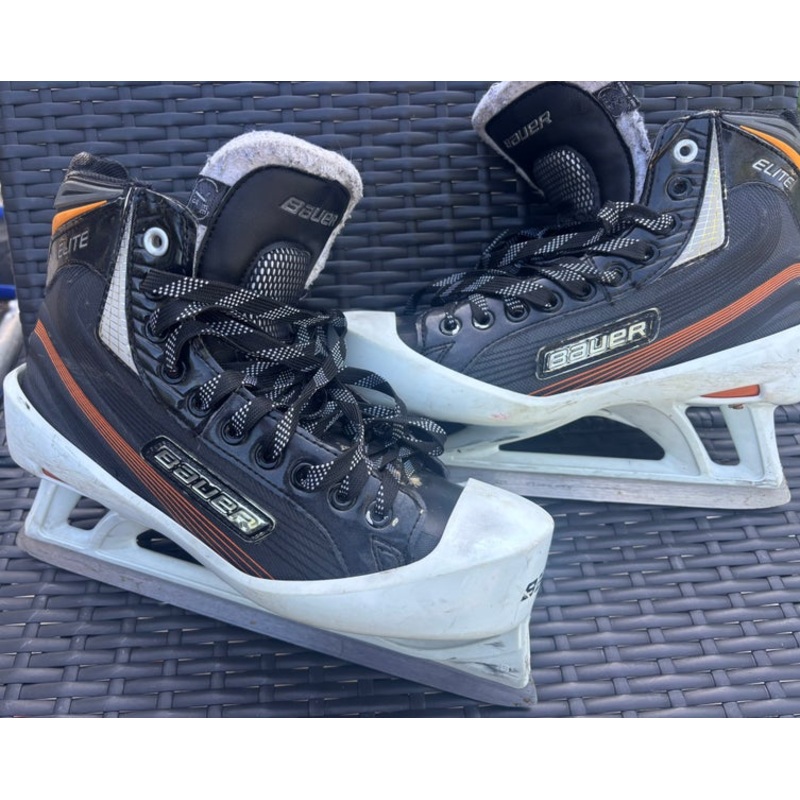 Bauer Hockey Skates Extra Wide Width 9 (Used)