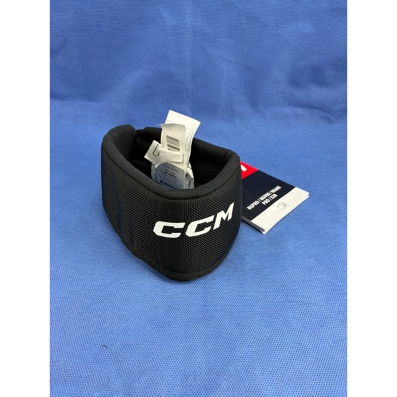 CCM 600 Neck Guard / Protector