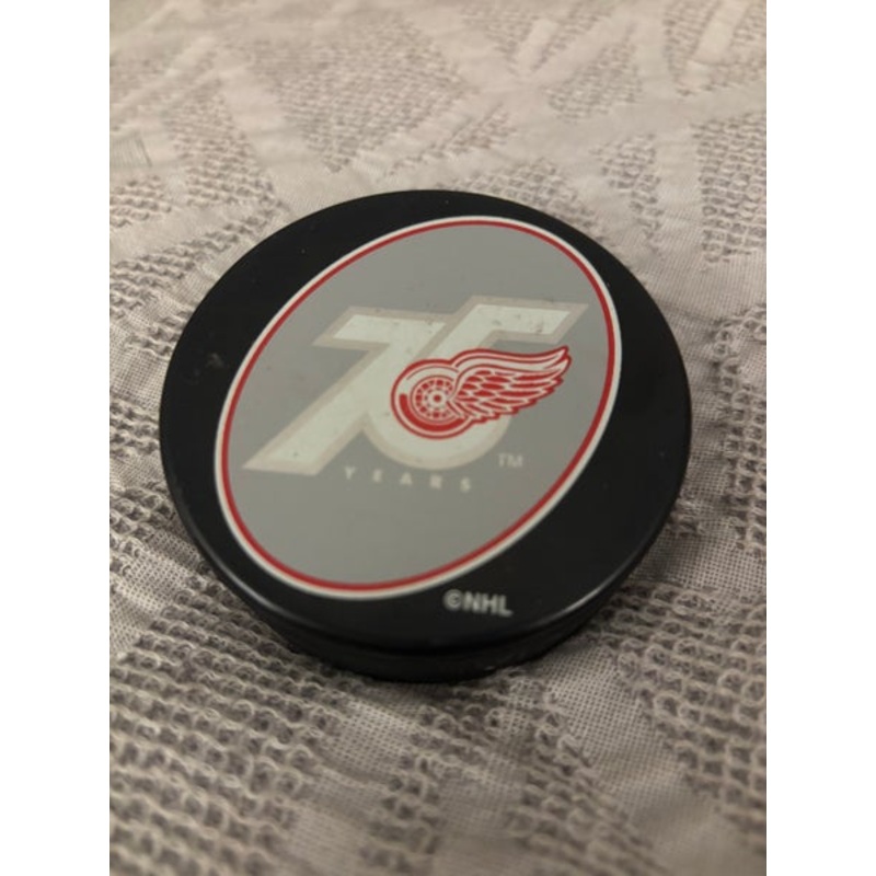 Detroit Red Wings NHL 75th Anniversary Hockey Puck